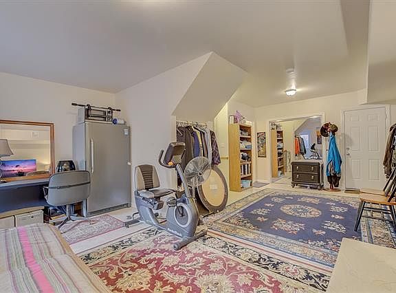 2nd image of 765 Ocean Ave Unit 1
