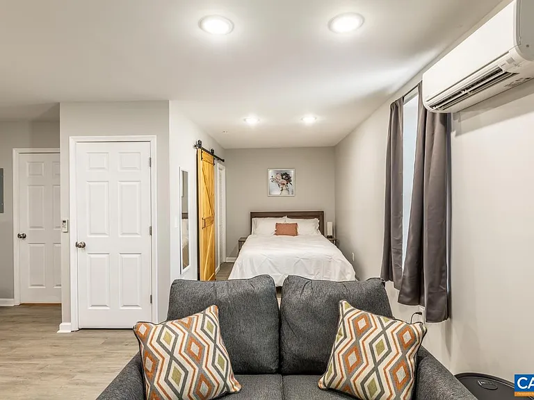 1329 Riverdale Dr #4 — Photo 8