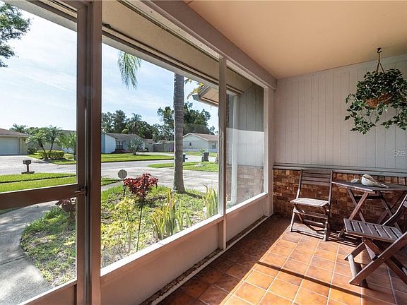 2nd image of 14910 Aire Pl