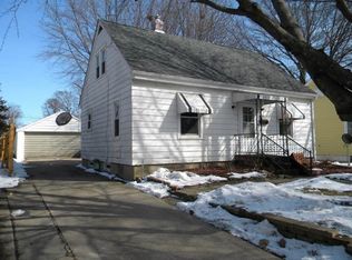 612 14th Ave, Sterling, IL 61081