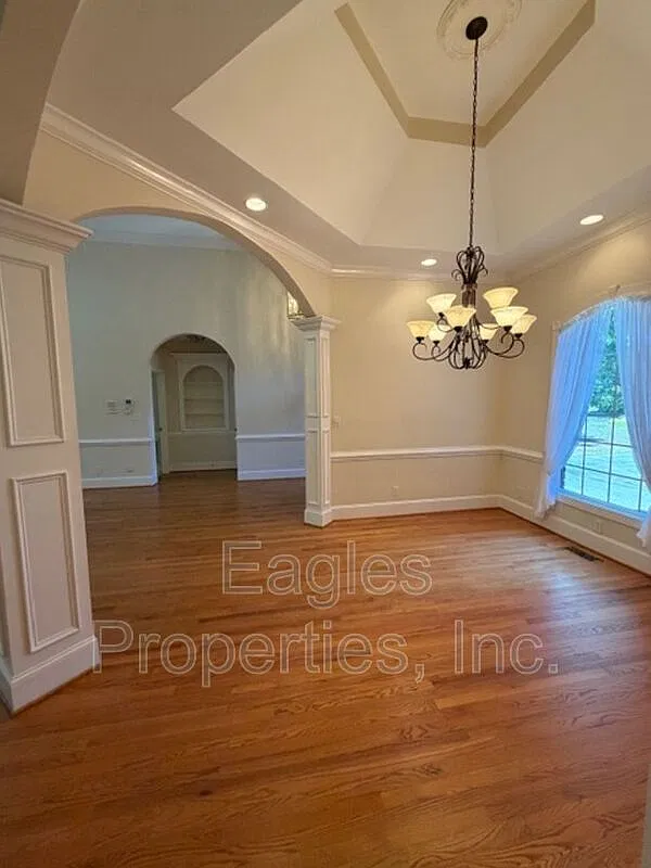 4 bed, 3.5 bath, $2,695 — Photo 4