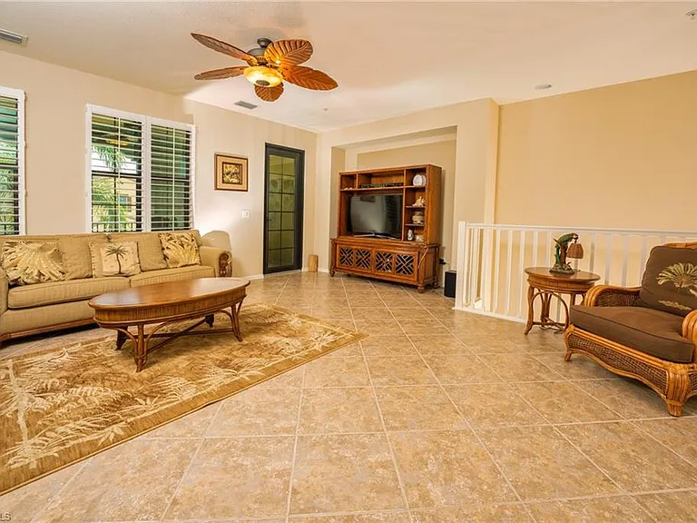 9054 Capistrano St N #4002 — Photo 9
