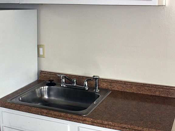 Counter & Cabinet Close up