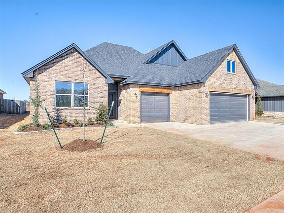 3rd image of 14409 Center Village Way