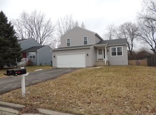 1367 Carriage Ln, Lake Villa, IL 60046