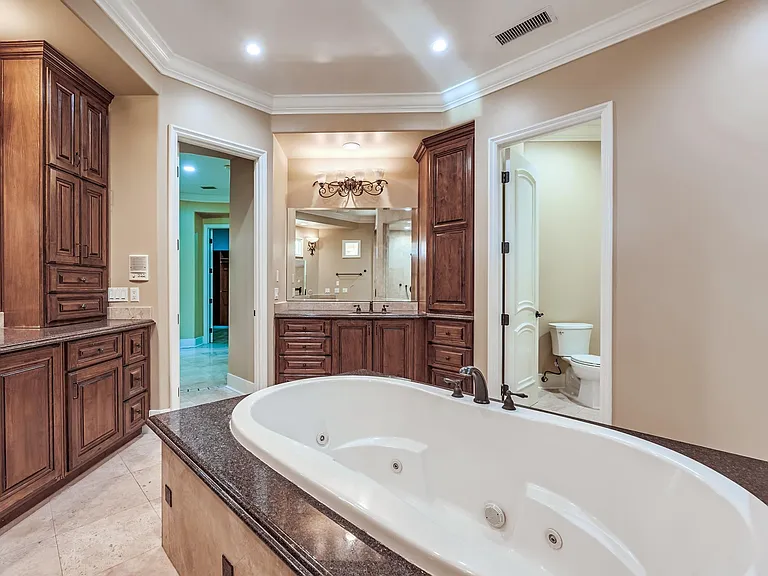 18675 Quail Hill Dr — Photo 54