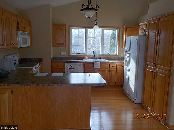 4th image of 22033 Elston Ave