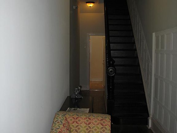 entrance way to unit 1,2,3