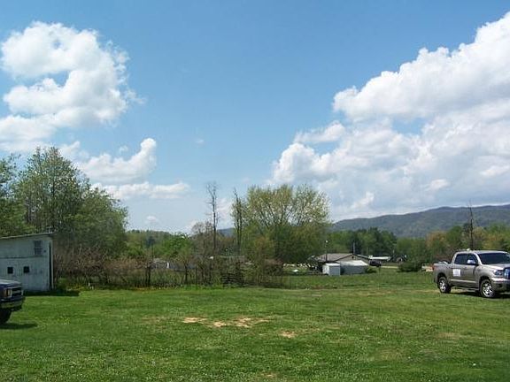 4th image of 319 Melvin Brown Ln