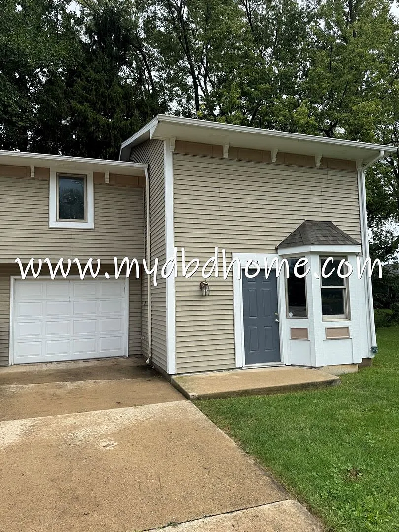 1324 Lofton Way — Photo 1