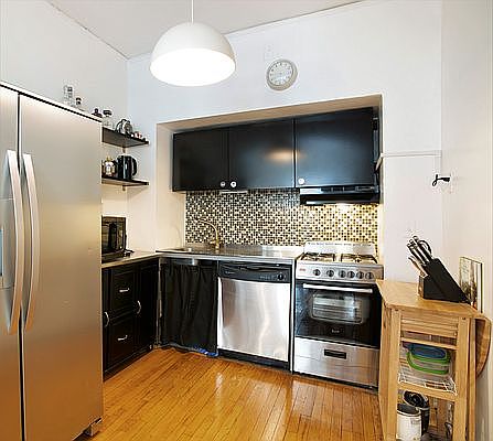 4th image of 411 E 87th St APT 2A