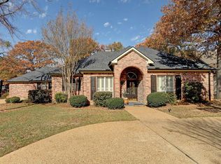 249 Colonial Dr, Mabank, TX 75156