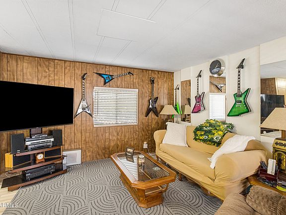 4th image of 450 W SUNWEST Drive #14