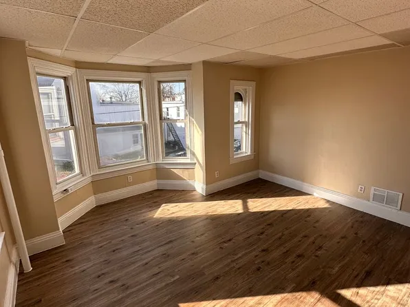 121 North State Street York PA 17403, 121 N State St APT 2, York, PA 17403