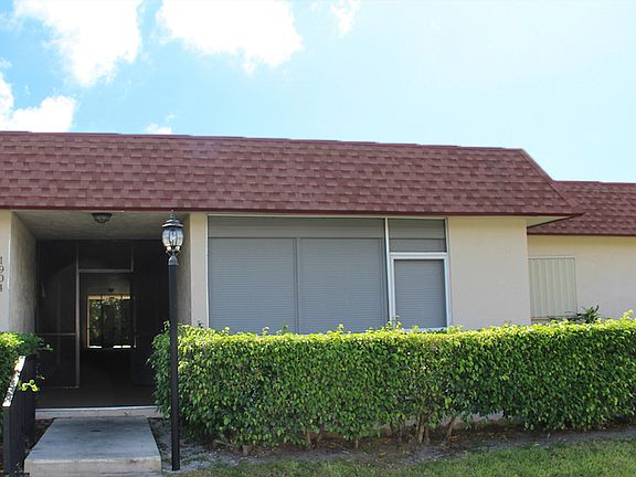 2nd image of 1904 Palmland Dr APT D