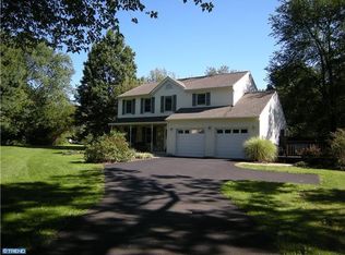 943 Beechwood Dr, Lansdale, PA 19446