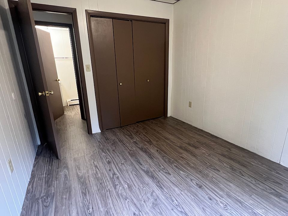 1st image of 2020 Longyear Ave #1D