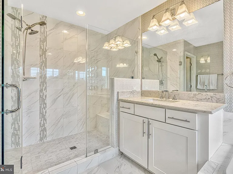 21491 Willow Breeze Sq — Photo 30