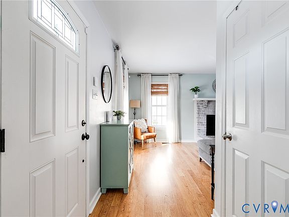 4th image of 5207 Fairlake Ln