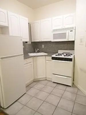 Rented by Vickers Realty | media 4
