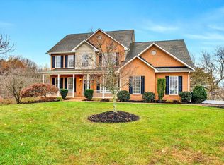 102 Summit Ridge Rd, Daleville, VA 24083