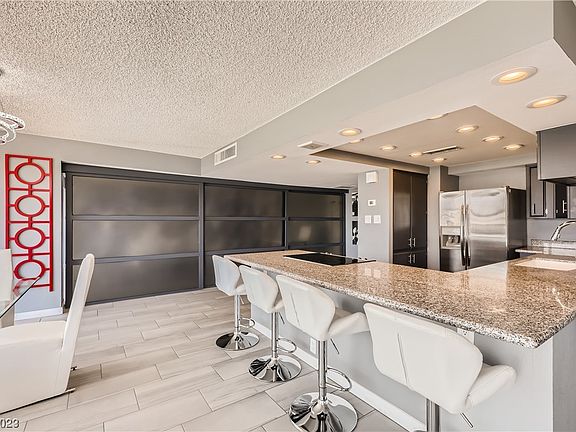 4th image of 3111 Bel Air Dr Unit 20C