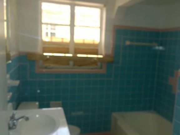 4th image of 1406 E 25th Ave