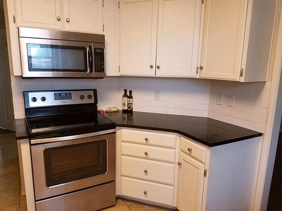 4th image of 4502 Shingle Oak Ln
