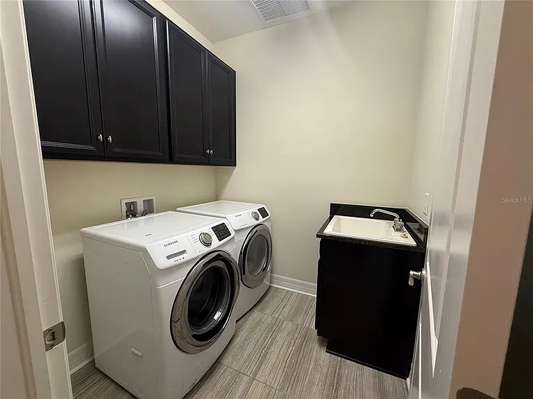 4557 Vermillion Sky Dr — Photo 34