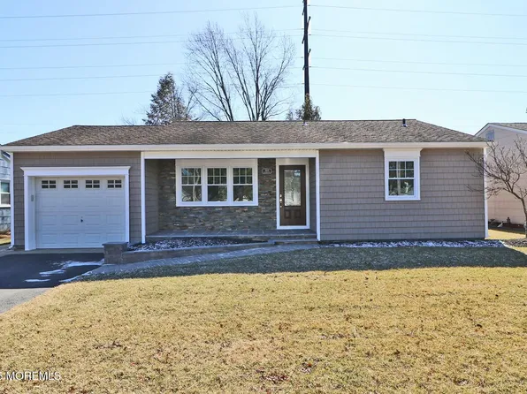 303 Westbrook Drive, Toms River, NJ 08757