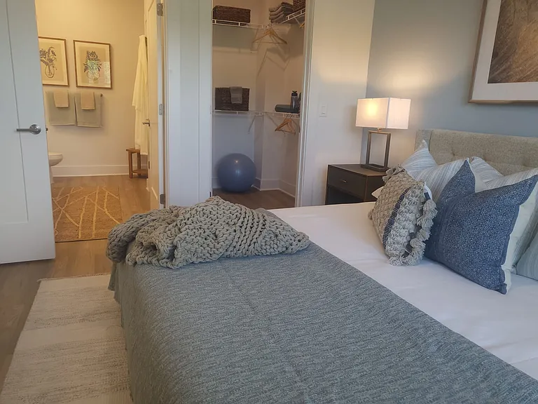 Sentosa Epperson — Photo 19