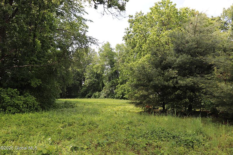 5th image of 398 Vischer Ferry Road