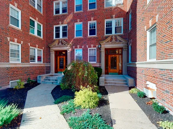 22 Concord Ave APT 2, Cambridge, MA 02138