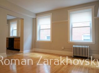 140 Davis Ave #18A, Brookline, MA 02445
