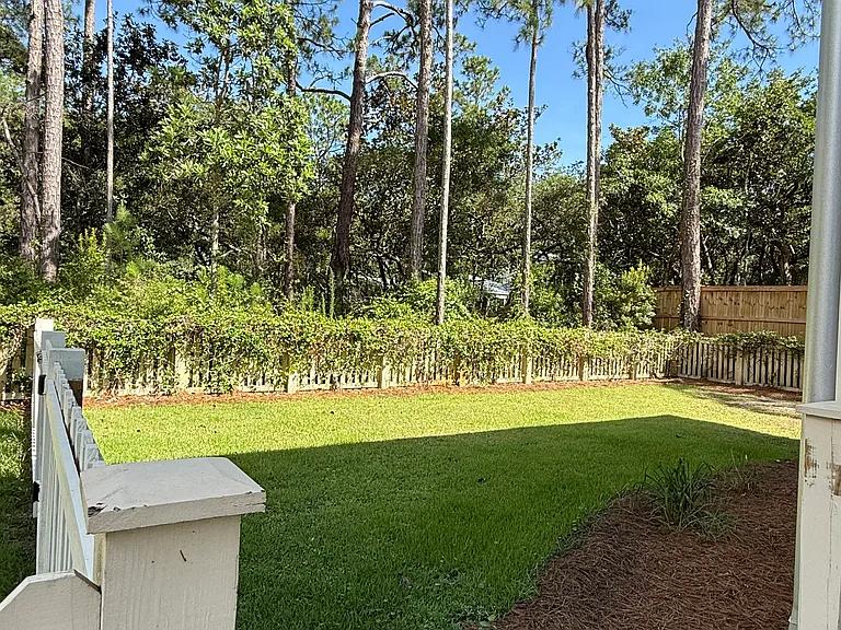 245 Eve Cir — Photo 19
