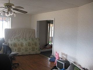 2nd image of 4 Cedar Ln