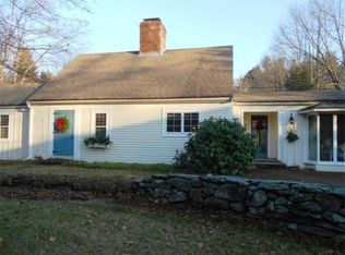 36 N Main St, Petersham, MA 01366