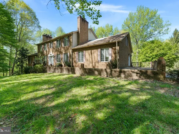 8662 King George Ct, Pomfret, MD 20675
