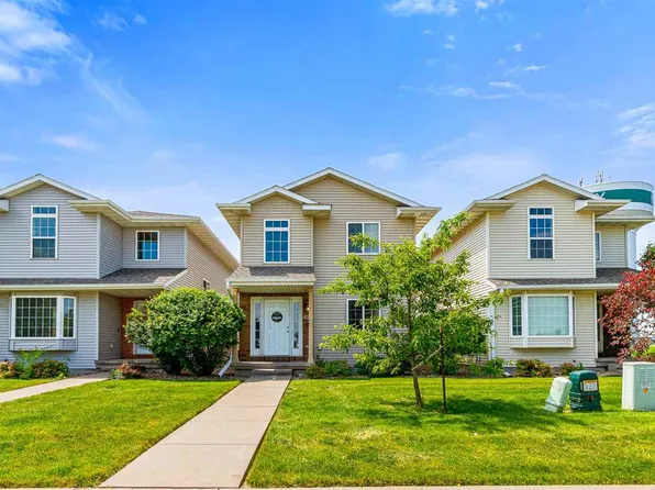 502 Penn Ct, North Liberty, IA 52317