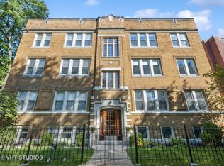 1622 W Grace St APT 1, Chicago, IL 60613