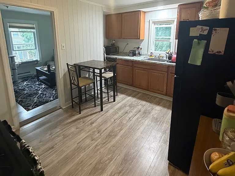 1 1/2 Tyler Ave #A — Photo 7