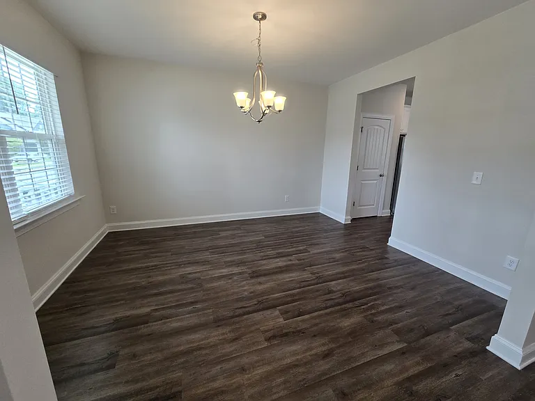 344 Quarryrock Rd — Photo 8