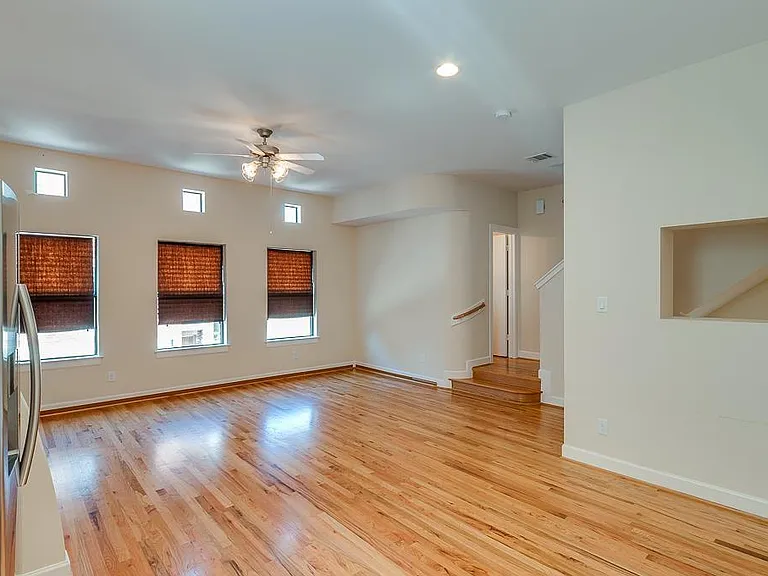 3703 Main Poplar Dr — Photo 6