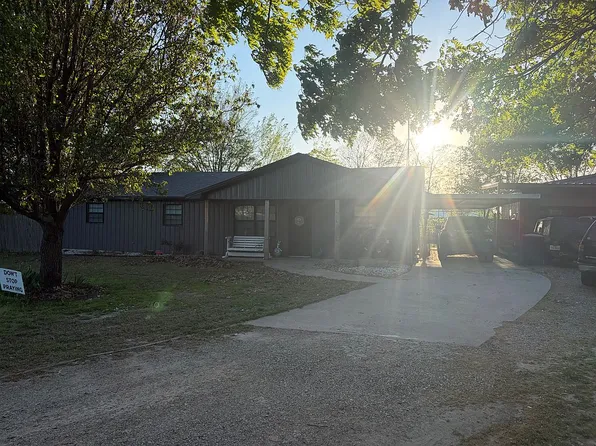 35 Private Road 33081, Sumner, TX 75486