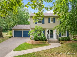 1643 Gorham Dr SE, Grand Rapids, MI