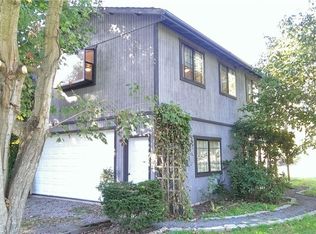 23306 Marine Dr #B, Stanwood, WA 98292