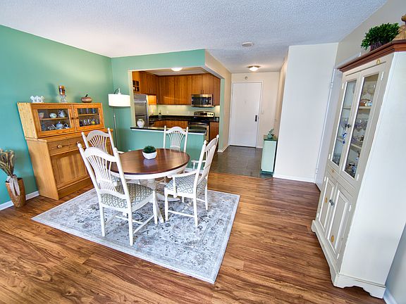 5th image of 1660 N Prospect Ave Unit 2107