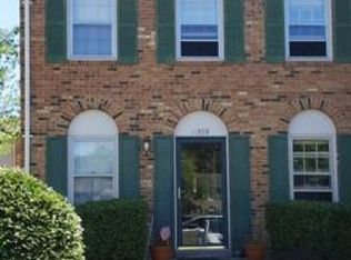 11359 Cromwell Ct, Woodbridge, VA 22192