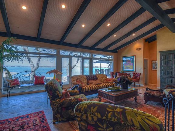 3rd image of 508 Lakeview Dr