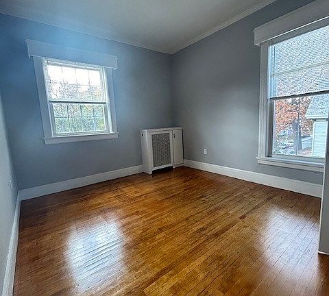 2nd image of 48 William St #4